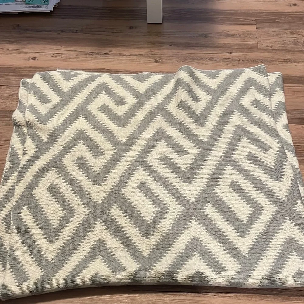 West Elm 50x60 inch 100% Acrylic Blanket Chevron Pattern
